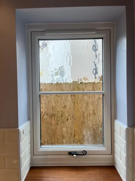 WINDOWS