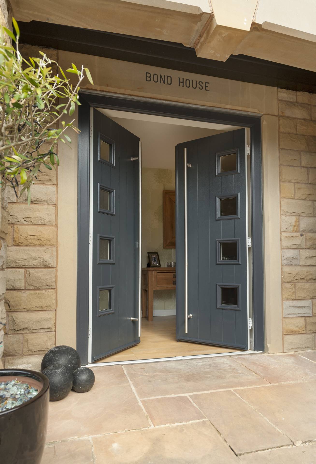 Security Features In Composite Doors For Barford Homes